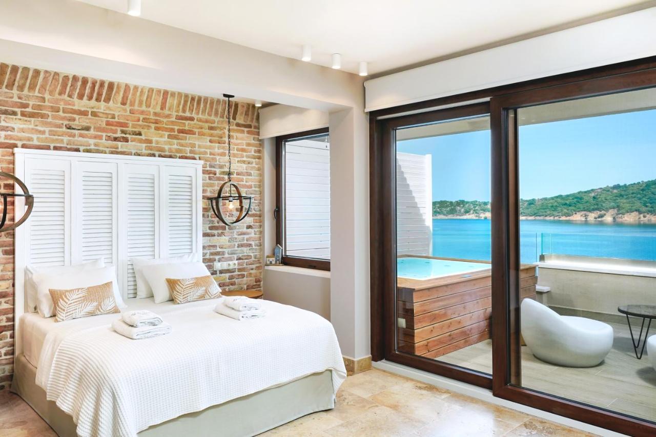 Agorastos Hotel Κοίνυρα Εξωτερικό φωτογραφία